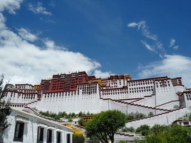 西藏布达拉宫-西藏布达拉宫海拔多少米