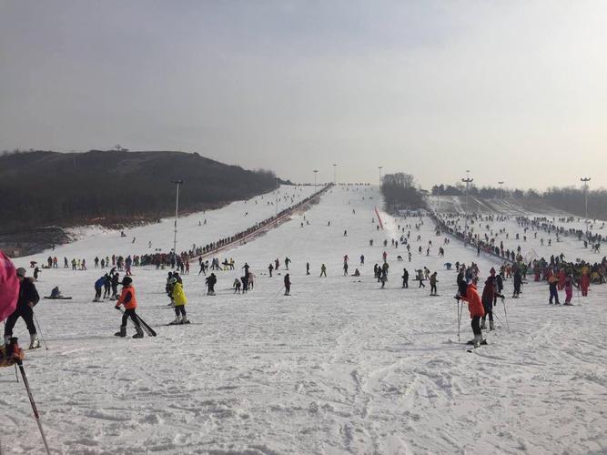 沈阳怪坡滑雪团购-沈阳怪坡滑雪场开放时间